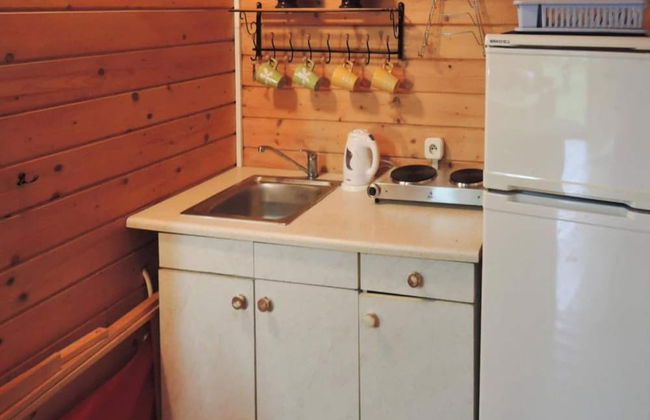 Bungalow Near Turquoise Lake and Baltic Sea - Photo 2