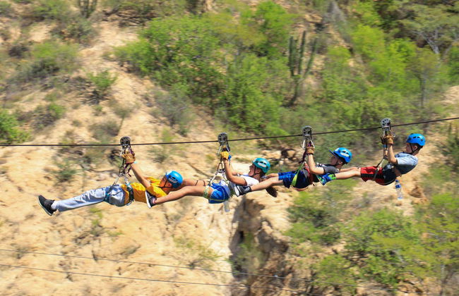 Monster Ziplines Ticket - Foto 5