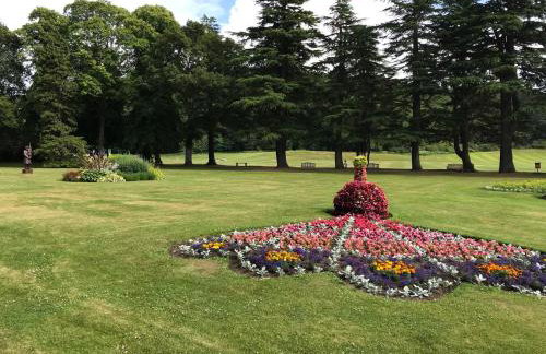 Exclusive Private double room, en-suite wet room Private entrance - Photo 32