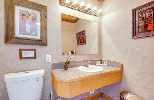 Spacious Yellowstone River Retreat with Trails! - Foto 11