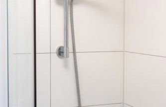 Arbeitnehmerunterkunft I 3 Betten I Balkon I eigene Küche & Bad - Foto 28