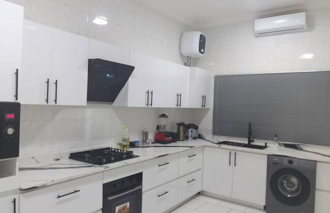 3 Bed Flat - Sleeps 6 - Parking - Wifi - Photo 6