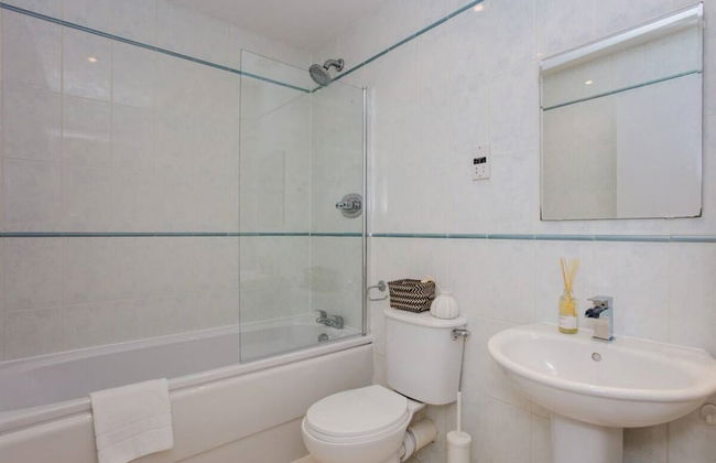 The Sparkford Gardens - Lovely 2bdr With Balcony - Foto 17