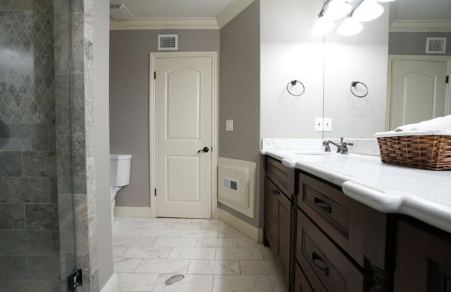 Incredible Estate 5 Bedrooms 3 Bathroom W/resort Style Rock Pool & Jacuzzi - Foto 27