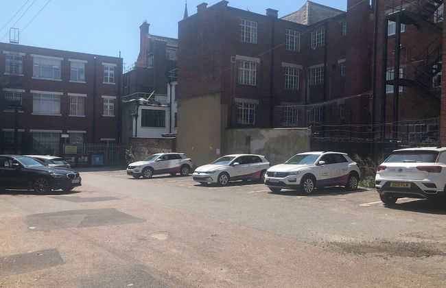 Toothbrush Apartments - Lloyds Avenue - Foto 21