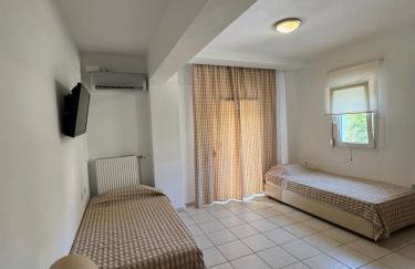 Milos Apartments - Photo 5
