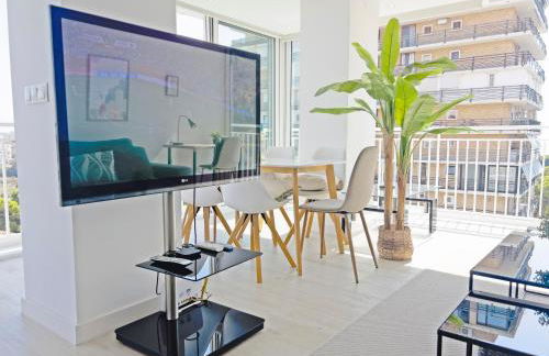 Loft Deluxe, Luminoso, Parking y Piscina - A 100 m del Mar AC - Photo 29