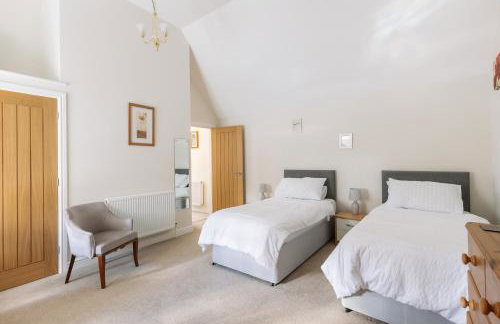 The Poppies - Photo 19