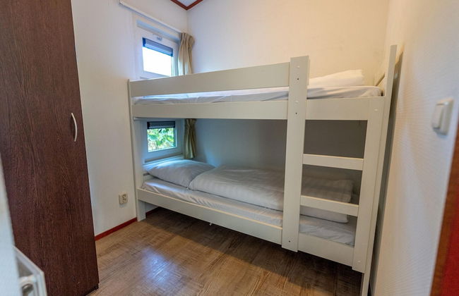 Family Chalet in Netherlands Holiday Park - Foto 4