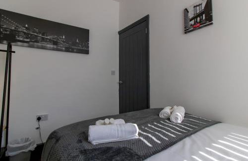 Renovated Home Chilton Dog Friendly Sleeps 5 - Pass the Keys - Foto 33