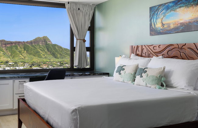 Diamond Head and Ocean views with King Bed and Parking - Photo 83