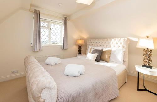 Luxurious Country House with Cinema Games Room - Pass the Keys - Photo 42