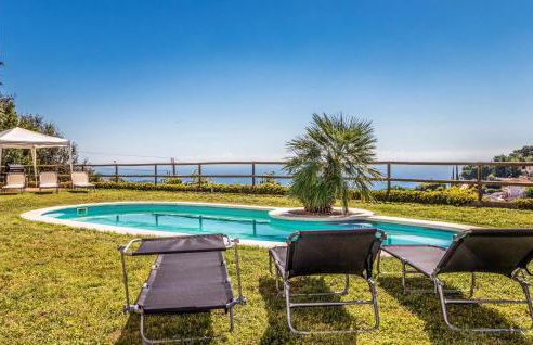 Lovely Home In Sant Cebrià De Vallalta - Foto 1