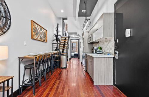 Rustic Chic 4BR for Groups - Bushwick's Finest Stay - Foto 8