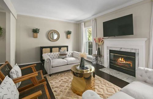 Sleeps 6, Nature trails, 40 Mins to DC, 2 cars MAX - Foto 7