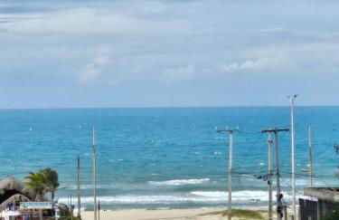 Apartamento na Praia do Futuro a 150m da Praia Mobiliado - Foto 1