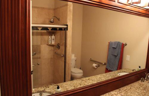 Arts, Fenced Private Pool, Fire World - Foto 8