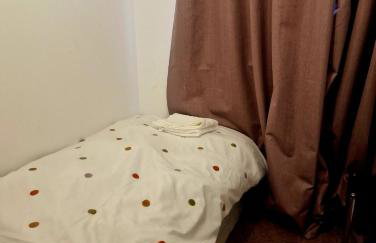 Well Furnished 3 Bedroom House in a cosy estate in Bolton - Foto 9