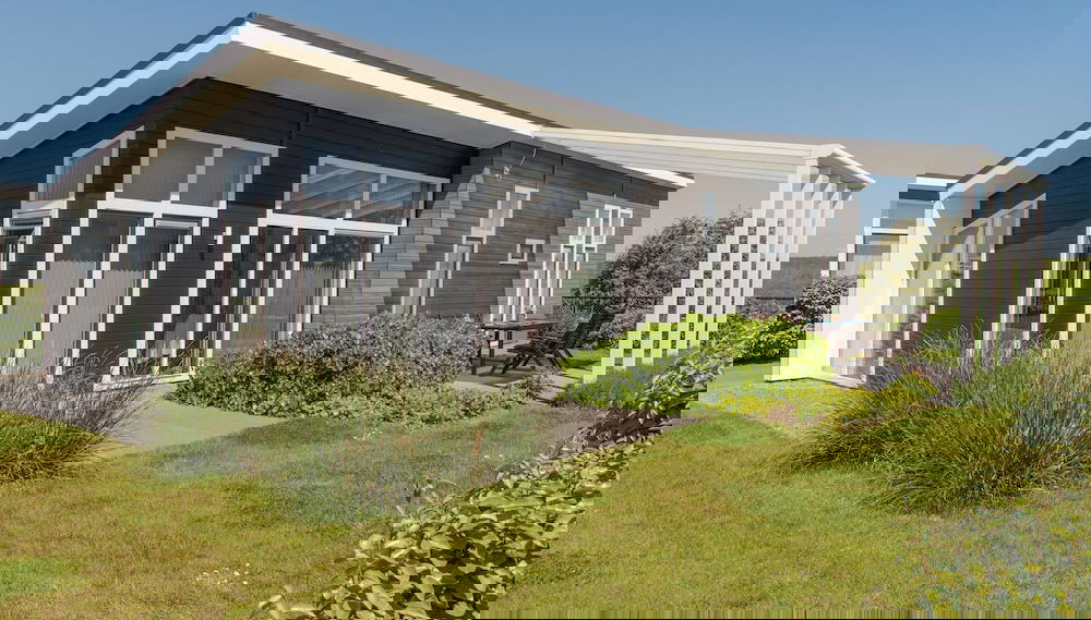 Nice Chalet with Fireplace near Oosterschelde - Foto 1, Imagen principal