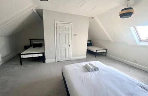 4 BDRM very spacious apartment - Foto 8