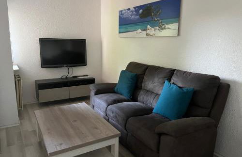 70m2 Appartment with 2 Bedrooms, Balcony and Garage - Foto 1