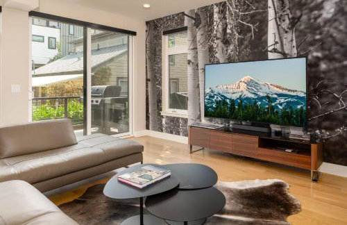 Your Downtown Urban Sanctuary - Walk to EVERYTHING - Foto 1