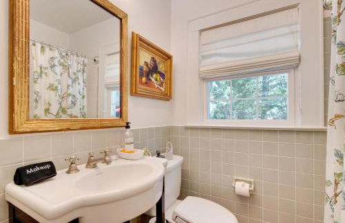 7 Mi to The Biltmore Le Canard Cottage with Porch - Foto 18