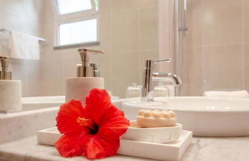 Unique Tropical Style Penthouse with a Dreamy View - by Portugal Collection - Photo 25