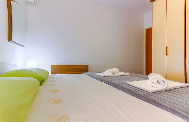 2-bdr apt With Shared Garden, 3 min Walk to Beach - Foto 5