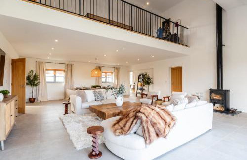 Luxury Cotswolds Estate with Pool - Foto 20