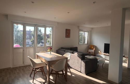 Residence Le Canal Strasbourg - Moderne avec Parking - Foto 4