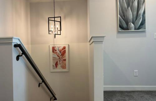 Modern Town House, 3-Bedrooms Home private parking - Foto 9