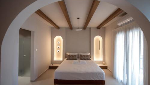 ARGO Luxury Suites - Photo 2