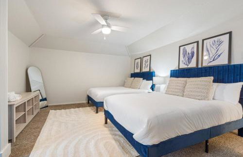 Spacious 6 bed Bentonville House, Sleeps 12, Smart TVs, Wi-Fi - Foto 23