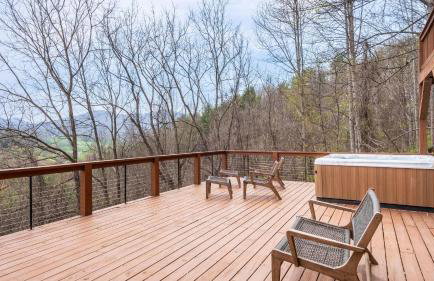 Private Retreat w/ Hot Tub, Amazing Views, Game Room Silver Spoon by Avantstay - Foto 58