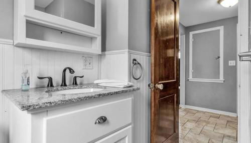 Gorgeous 2 Queen Bedroom Apartment in North Buffalo with 70 inch TV - Foto 5