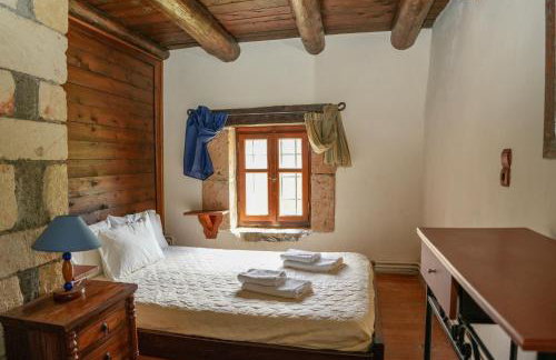 Traditional Villa with pool in Sfakia - Photo 10