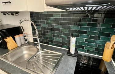 Au ColbVert - La Catho' - Vauban - Métro - Netflix - Wifi - Foto 10