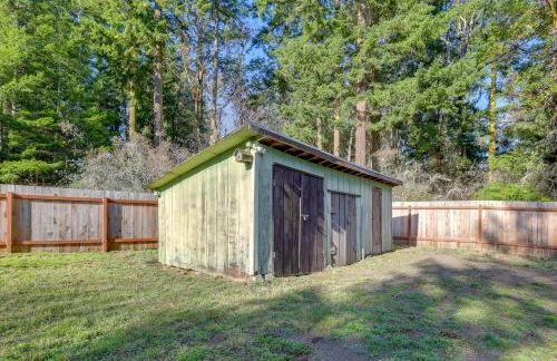 Hike and Relax Fireside Nordland Gem with Deck and Yard - Foto 17