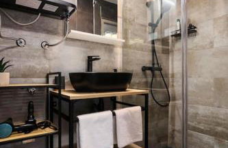 Blackwood Haven: Modern Escape - Foto 13