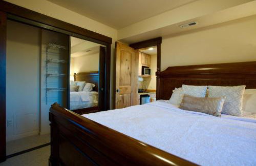 Serene King Suite Retreat on Quiet Mercer Island - Foto 33
