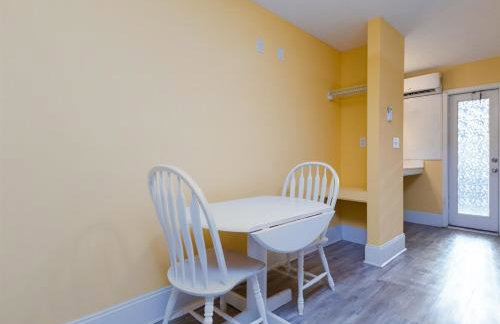 Surf City Beach Stay- Dolphins Drift Motel Unit - Foto 18