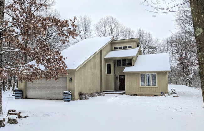 Mountain Hideout by Avantstay Game Room Deck - Photo 59