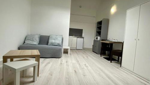 204 Studio Immeuble Perséverance - Foto 2, wardrobe