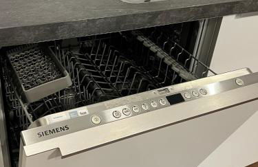 Jellys Apartment - 70qm - Balkon - Küche - Parken - 2x smart TV - King Size Bett - nur 5min zum Europa Park - Foto 44