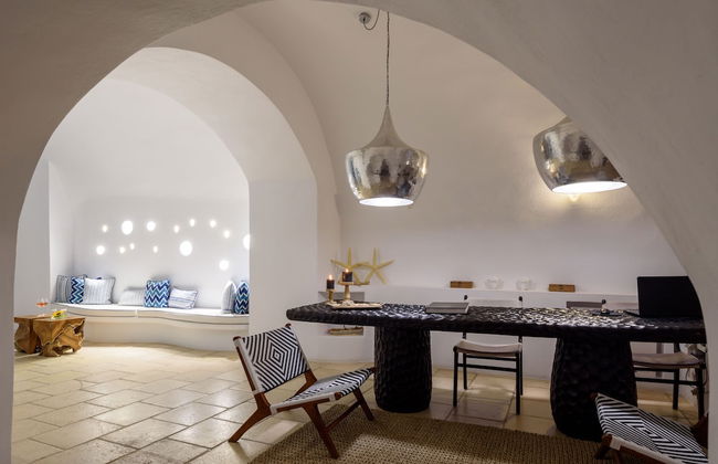 Nefeles Luxury Suites - Photo 77