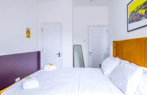 Modern Silverstone with FREE PARKING by Prescott Apartments - Foto 24