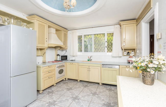 Villa Golden Tiara Large Private Pool A C Wifi - Photo 13