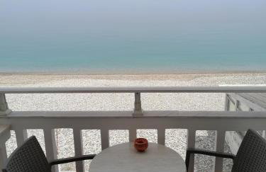 Lefteris Rooms - Foto 3