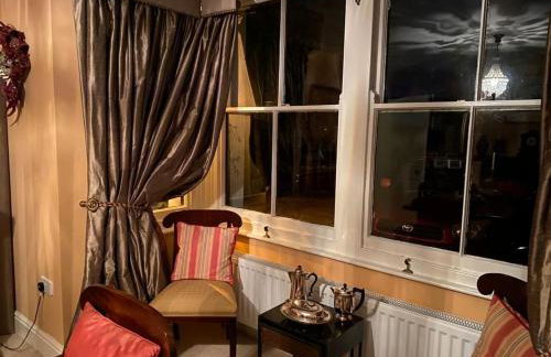 Upper House Stunning Country Home - Photo 35